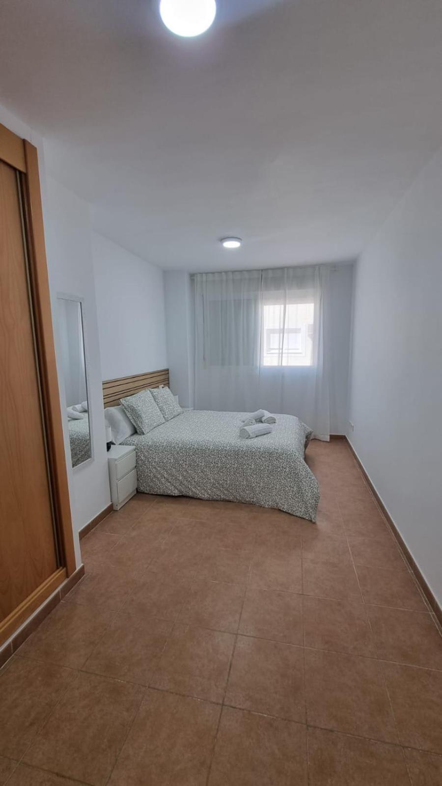 Moderno Apartamento 3 Dormitorios, Garaje Y Piscina La Algaba Eksteriør billede