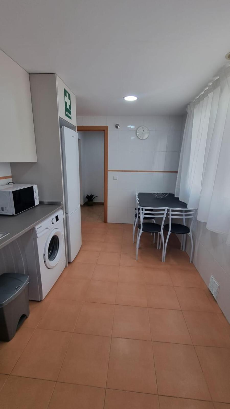 Moderno Apartamento 3 Dormitorios, Garaje Y Piscina La Algaba Eksteriør billede