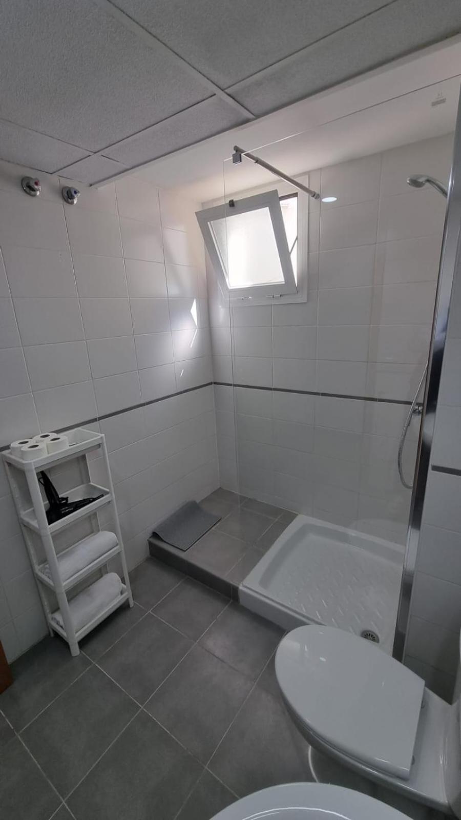 Moderno Apartamento 3 Dormitorios, Garaje Y Piscina La Algaba Eksteriør billede