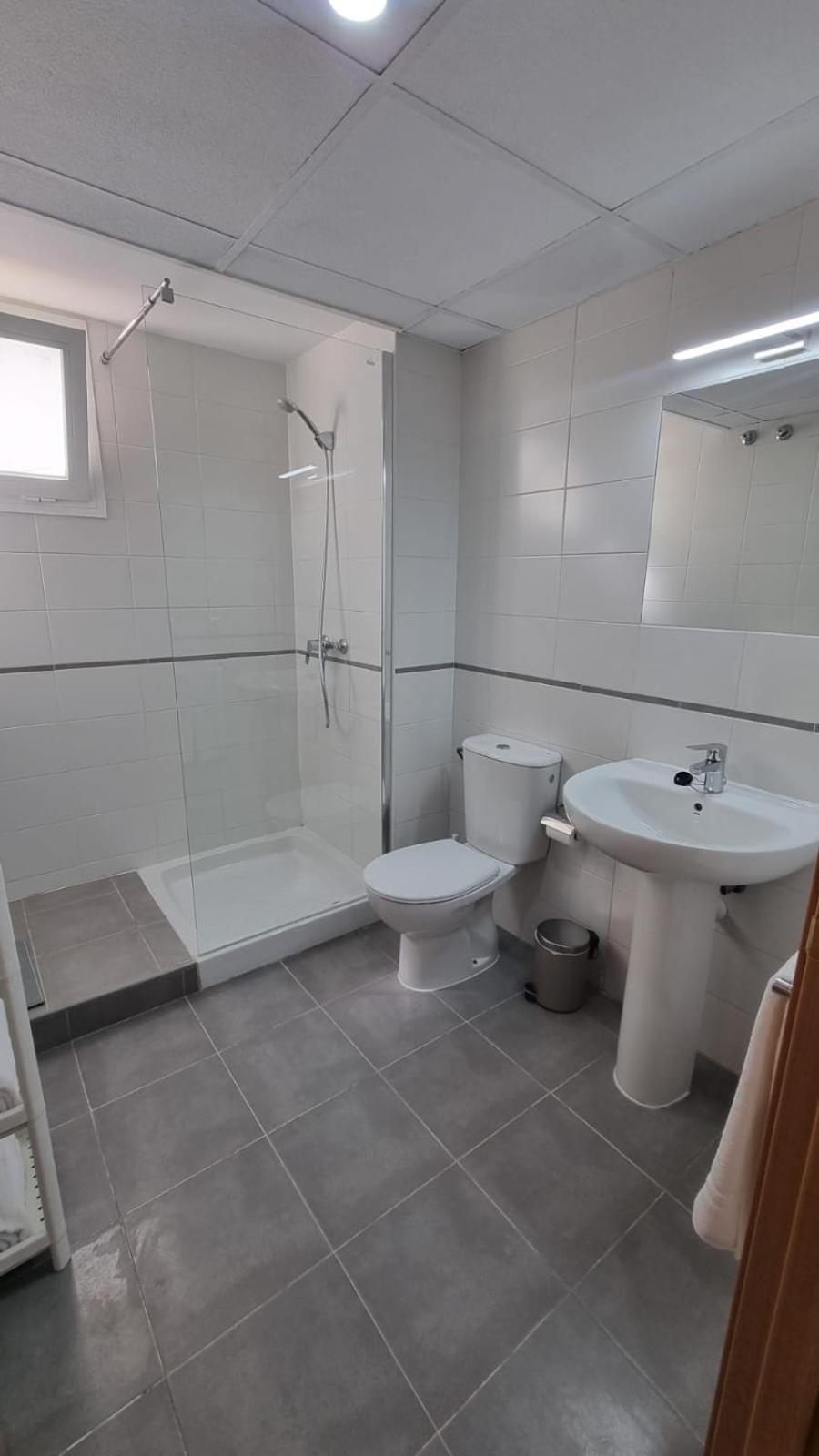 Moderno Apartamento 3 Dormitorios, Garaje Y Piscina La Algaba Eksteriør billede